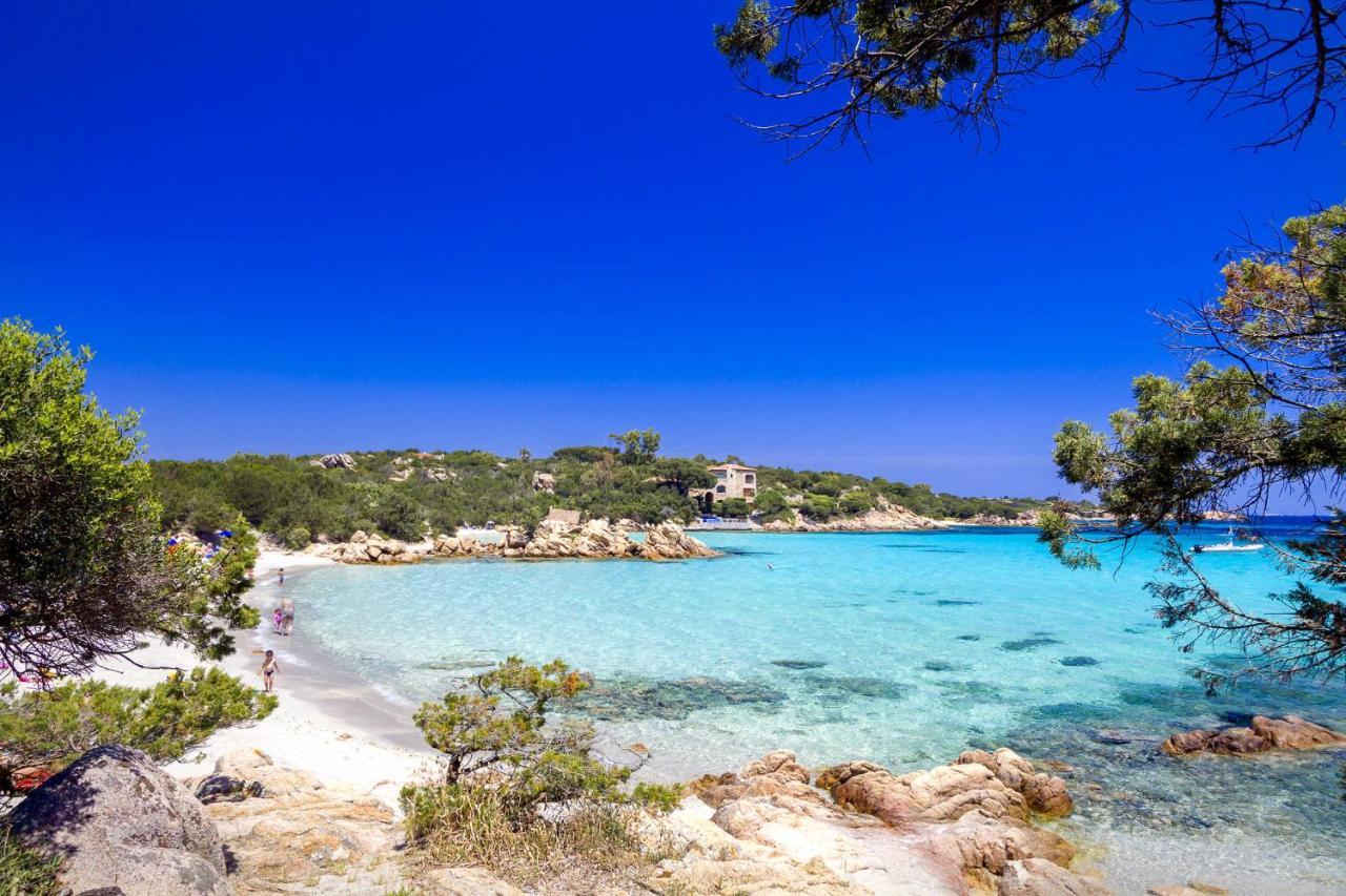 taverna Lägenhet Arzachena Exteriör bild