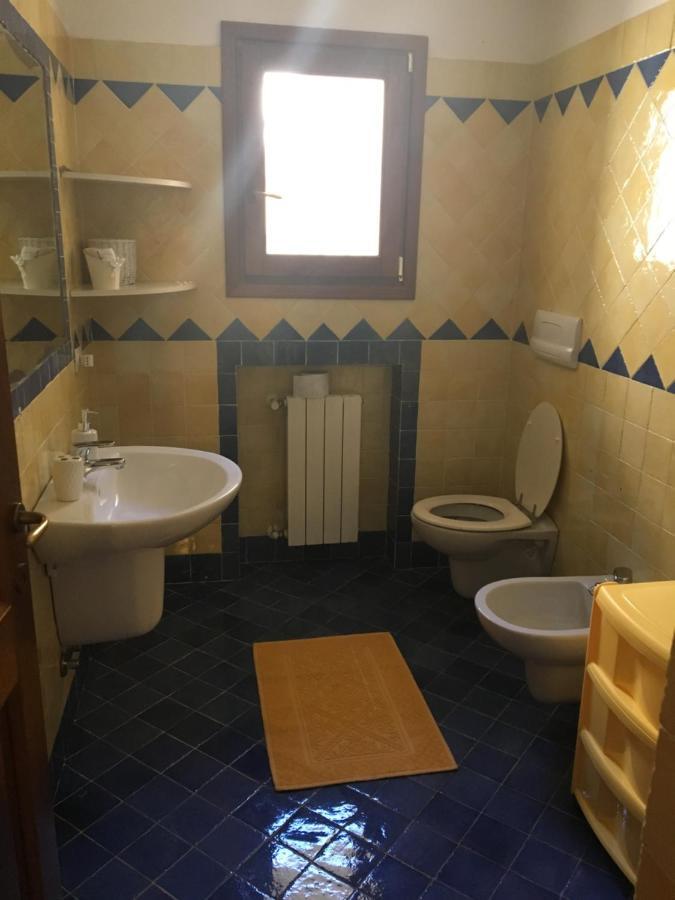 taverna Lägenhet Arzachena Exteriör bild